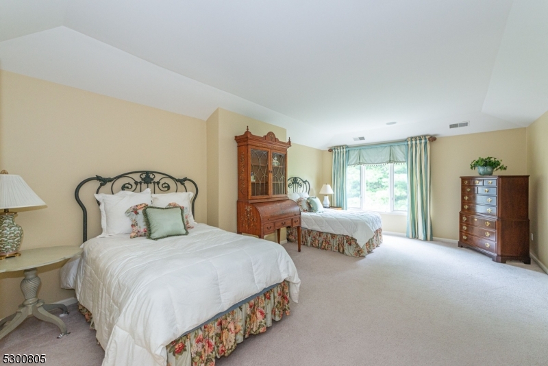 LONGVIEW - Residential