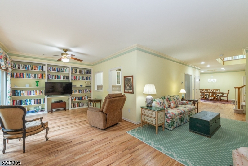 LONGVIEW - Residential