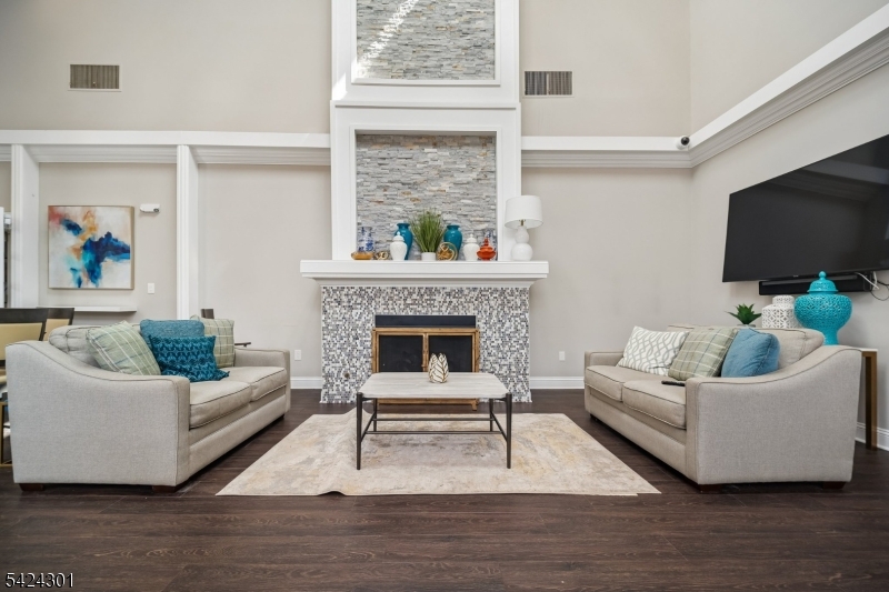 Regency Club - Residential