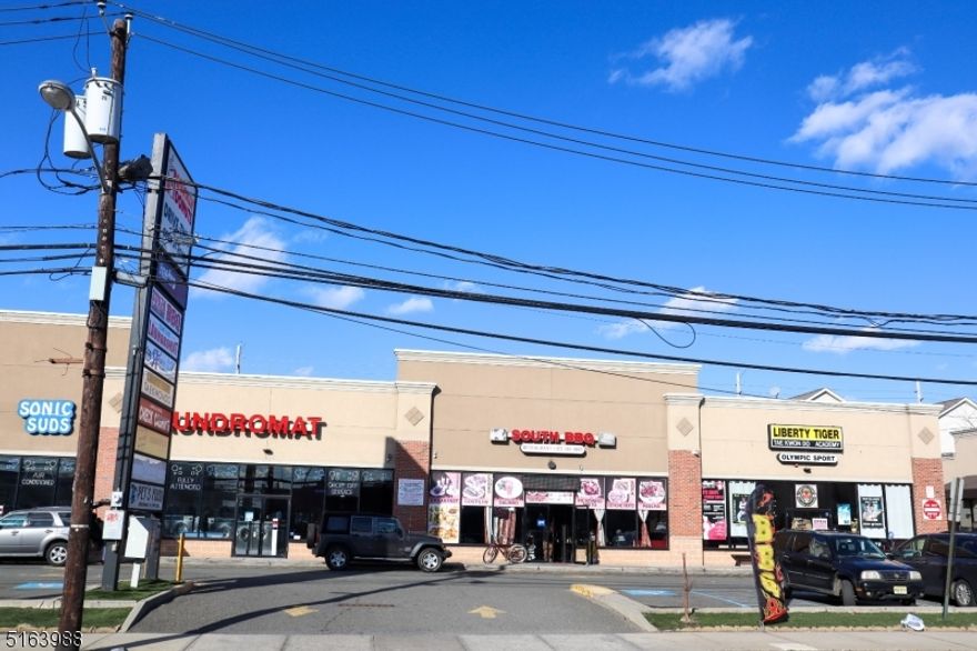 Shopping center for sale! Total of 17,000 SQ FT building, 41 Parking spaces, 9 stores, fully rented with long term leases all tenant on the triple net lease. Built in 2010, current tenants Dunkin. Dunkin Donuts, Spa, Laundromat, BBQ, Butcher, Grocery Store, and others. tenants pay all operating expenses & property taxes on top of rents Year net income $523,000.