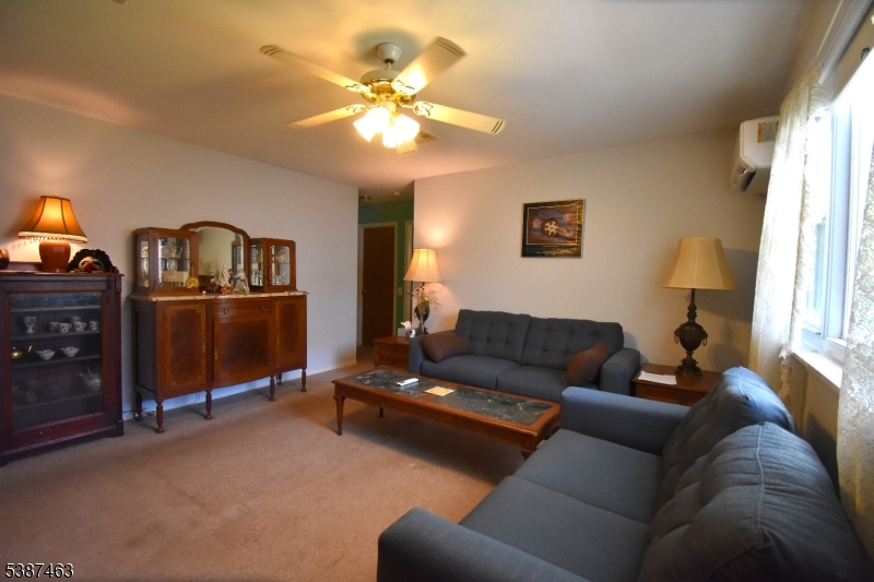 Crestwood 6 - Residential