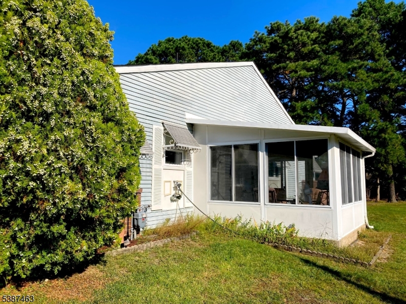 Crestwood 6 - Residential