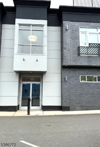 Downtown - Residential Lease