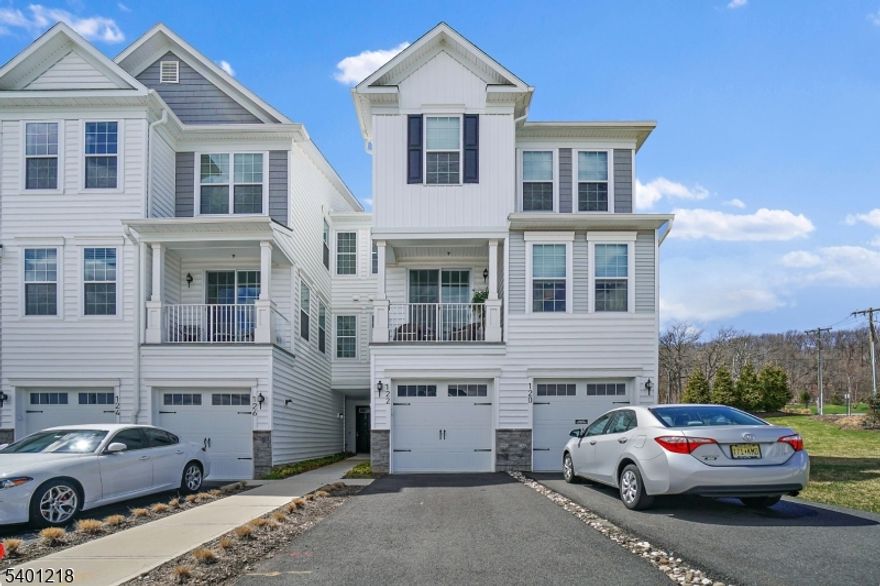 This gorgeous Yale end unit, located on a premium lot, seamlessly blends traditional and modern with 3 bedrooms, office, two and half baths plus a bonus family room. The first living floor offers an open concept design with a designer kitchen, hardwood floors, stainless steel appliances, beautiful granite countertops, half bathroom, large customized pantry, oversized windows, and slider leading to a balcony for some fresh air. . Upstairs features 3 bedrooms, primary bath with an additional guest full bath, walk in closets, and laundry room ,family room plus bonus office. Downstairs offers a foyer and one car attached garage. Conveniently located to NYC transportation with shuttle bus to train station. Amenities include : Clubhouse, pool, gym, party room . This beautiful 2,000+ sq. ft townhome has incredible views and features 3BR/2.5 baths + elegant home office, loft, garage & private balcony.