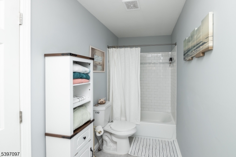 Brook Hollow - Residential