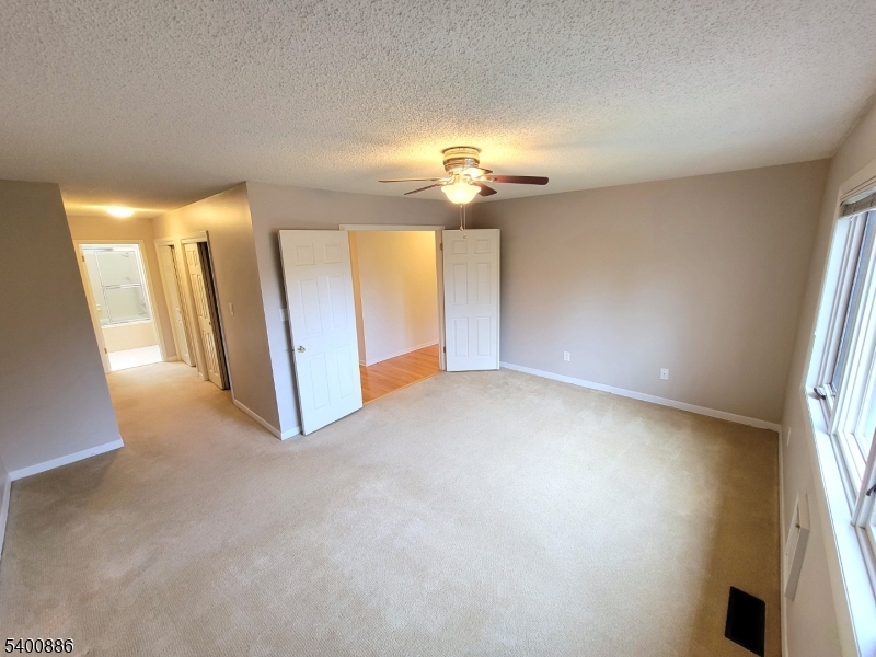 Windmill Pond - Residential Lease