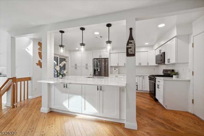 WINDMILL POND - Residential