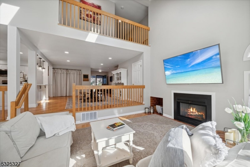 WINDMILL POND - Residential