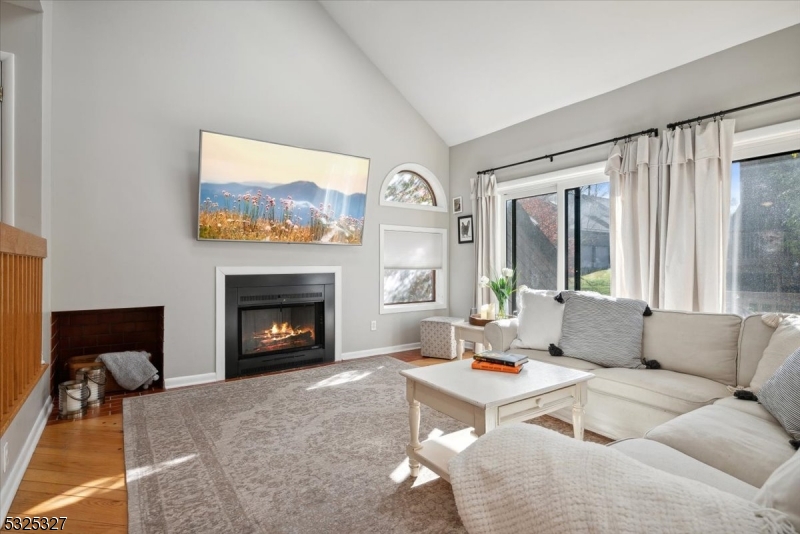 WINDMILL POND - Residential