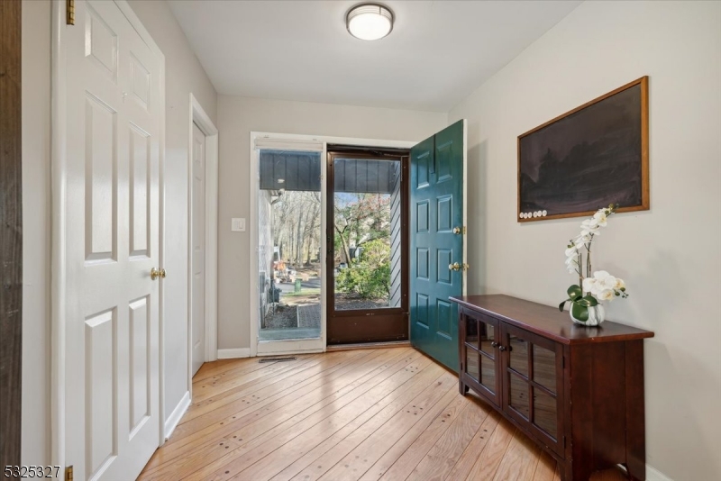 WINDMILL POND - Residential