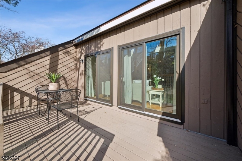 WINDMILL POND - Residential