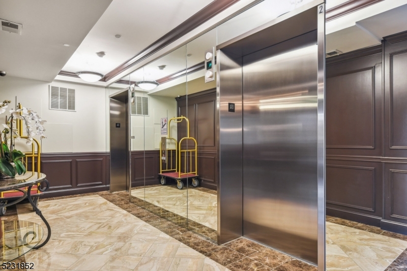 THE SAVANNAH - Residential