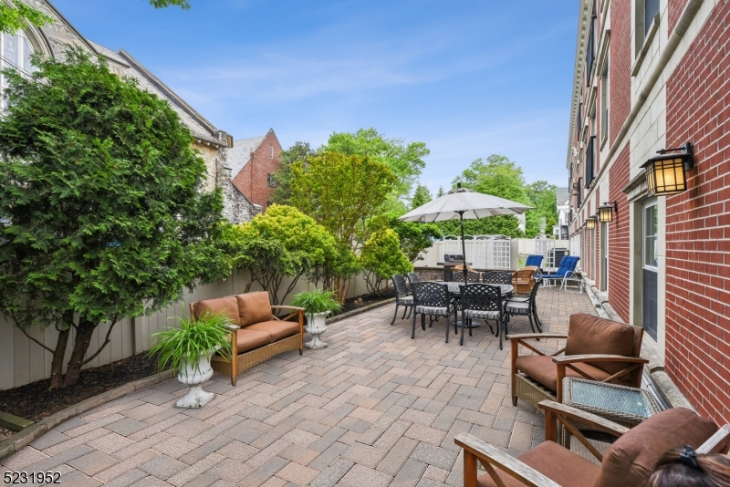 THE SAVANNAH - Residential