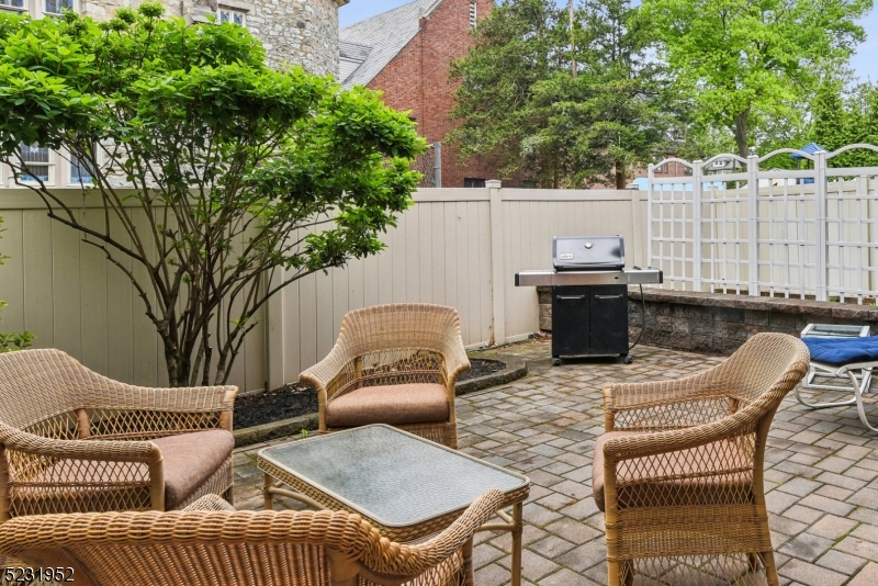 THE SAVANNAH - Residential