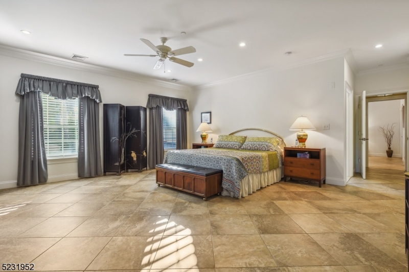 THE SAVANNAH - Residential