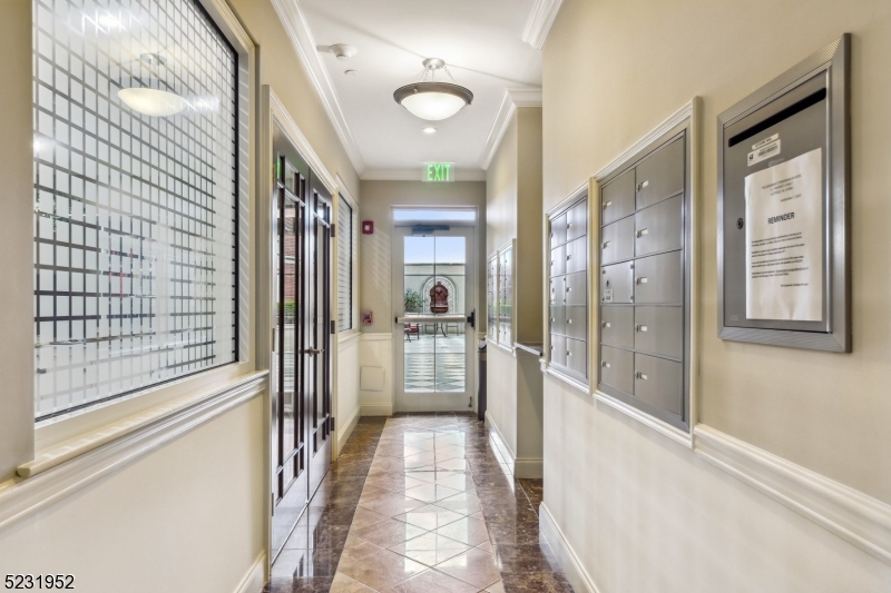 THE SAVANNAH - Residential