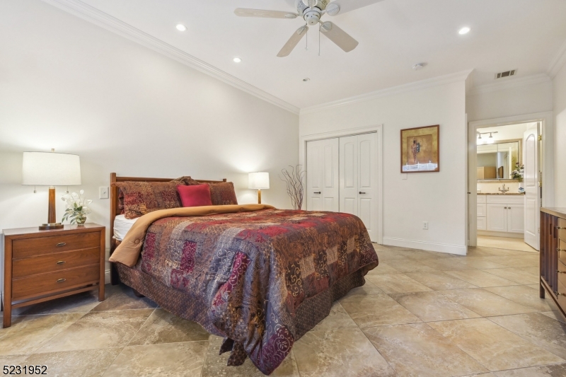 THE SAVANNAH - Residential