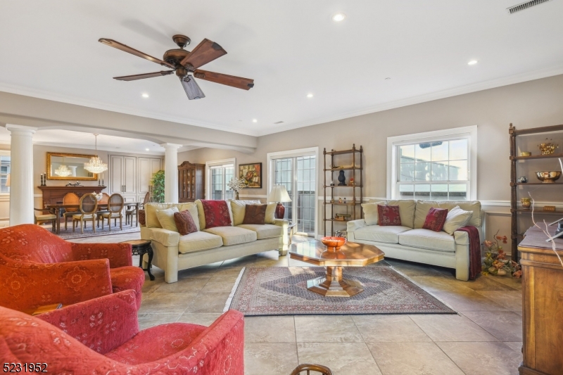 THE SAVANNAH - Residential