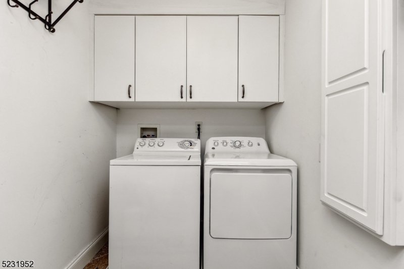 THE SAVANNAH - Residential