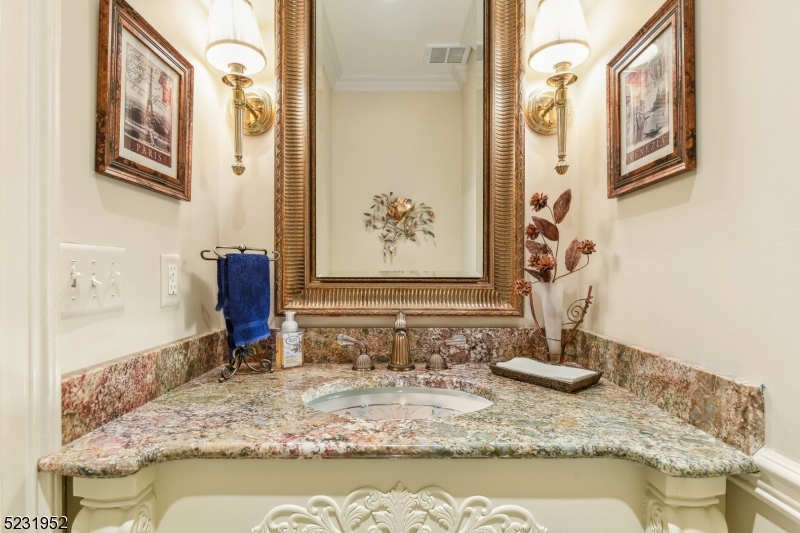 THE SAVANNAH - Residential