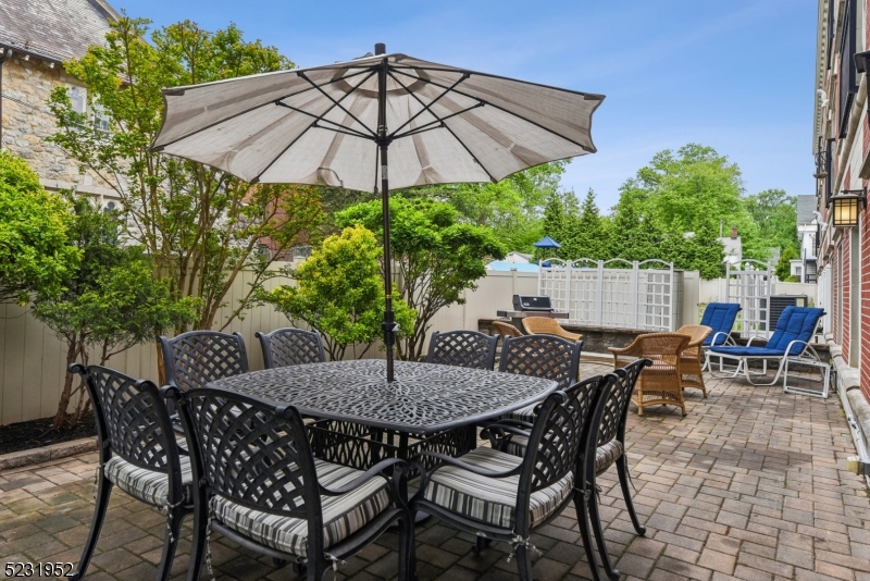 THE SAVANNAH - Residential