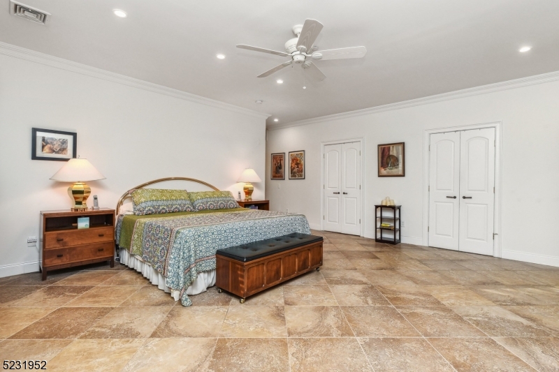 THE SAVANNAH - Residential