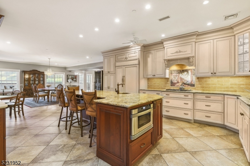 THE SAVANNAH - Residential