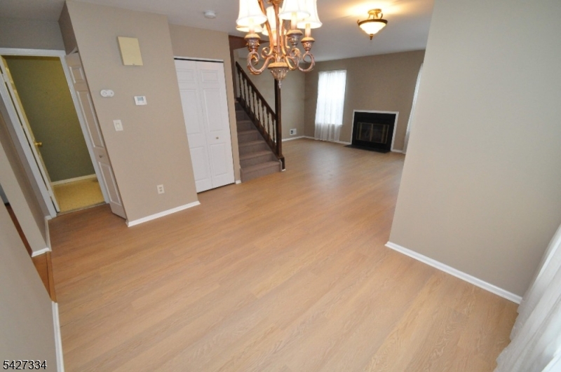The Pointe Galloping Hill - Residential Lease