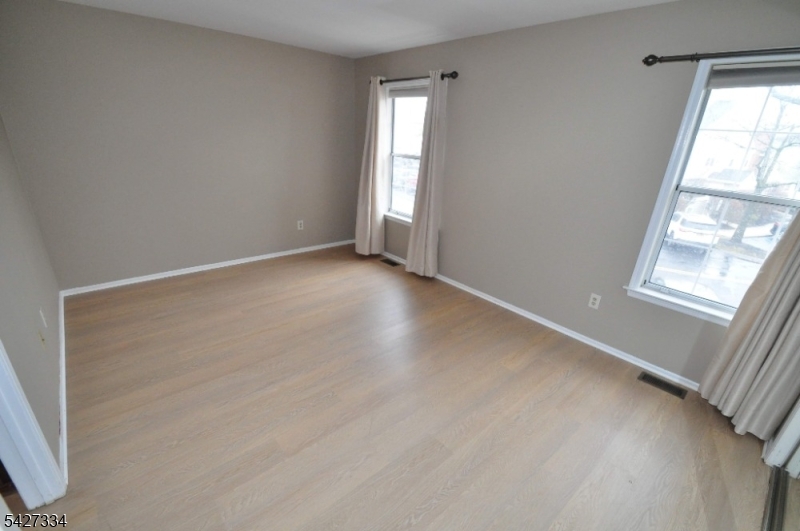 The Pointe Galloping Hill - Residential Lease
