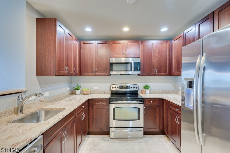 Skyview at Carriage City Pl - Residential