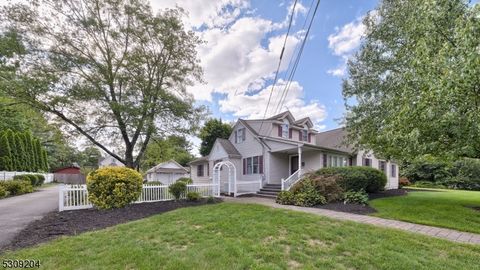 15 May Ave, Pequannock Twp., NJ 07444 - MLS#: 3921706