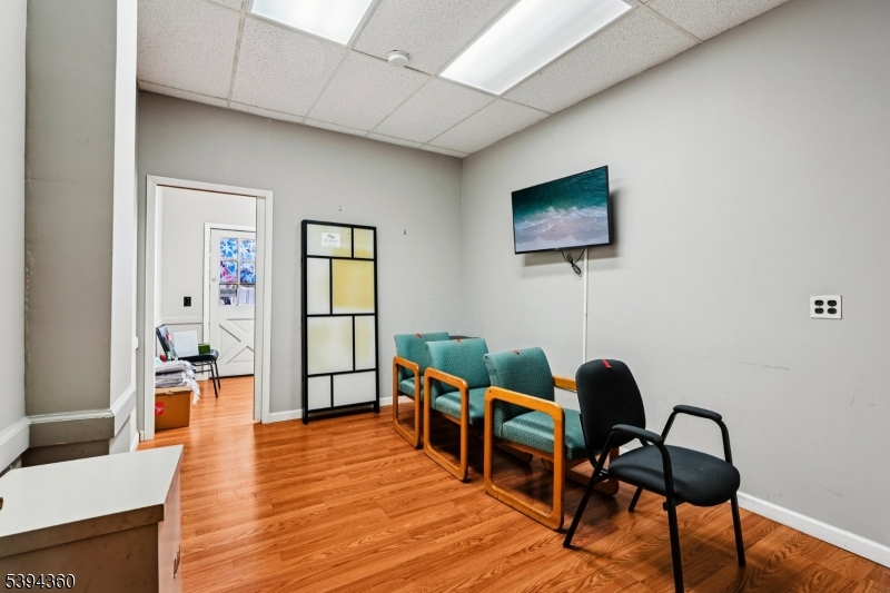 Hillcrest - Commercial Lease