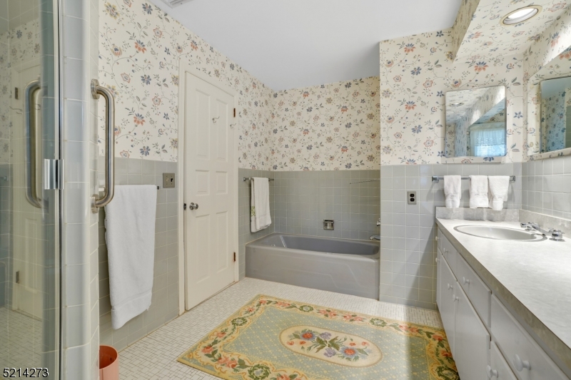 Old Short Hills / Glenwood - Residential