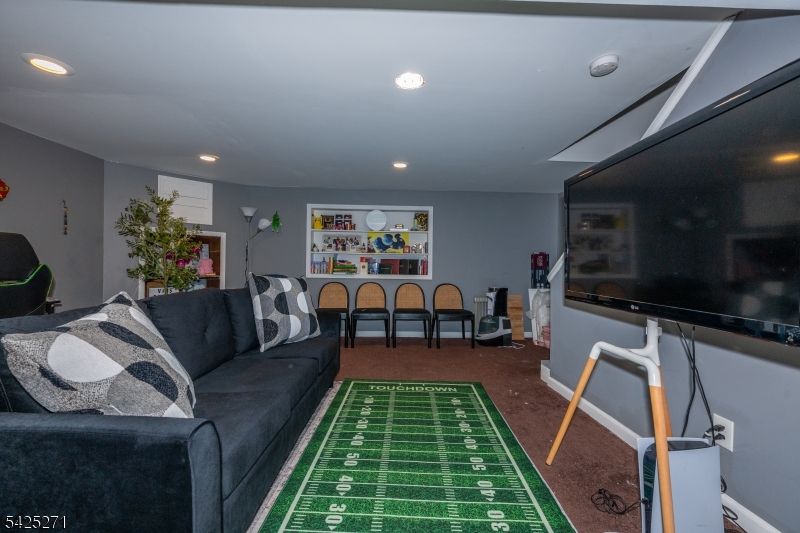 Warren Village - Residential