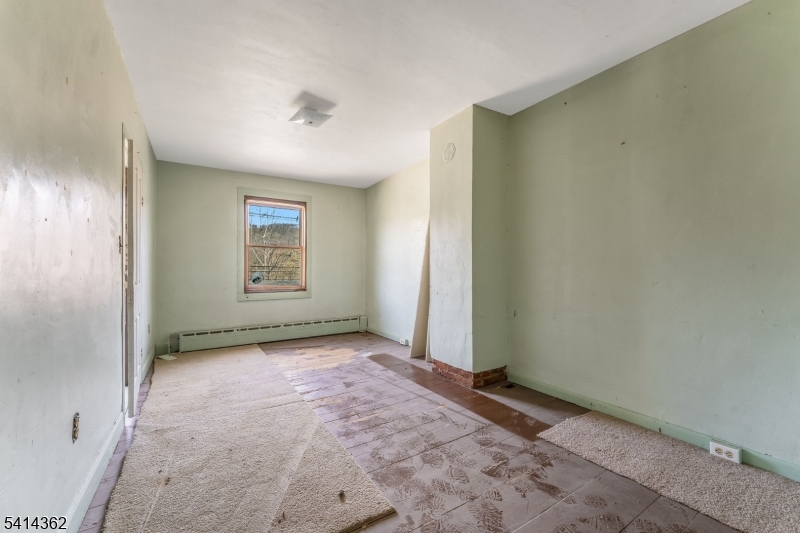 Finesville - Residential