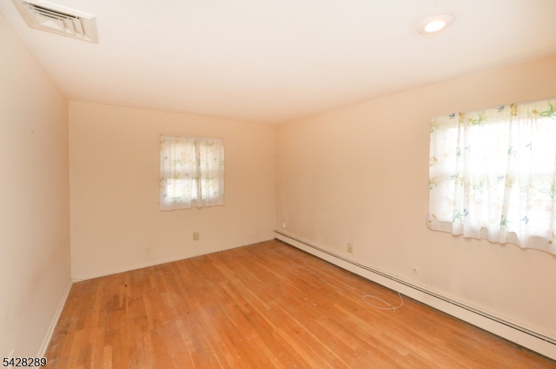 Milnes Section - Residential