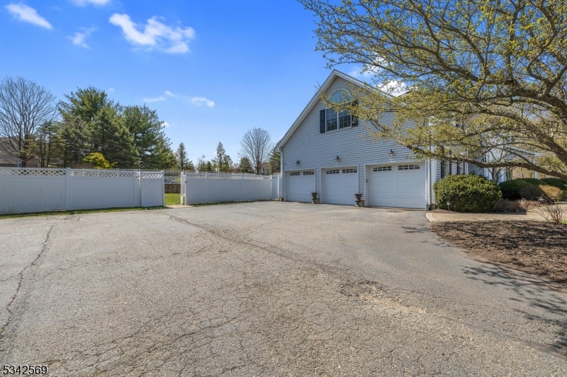 Fox Hill - Residential