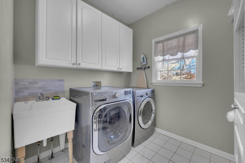 Fox Hill - Residential