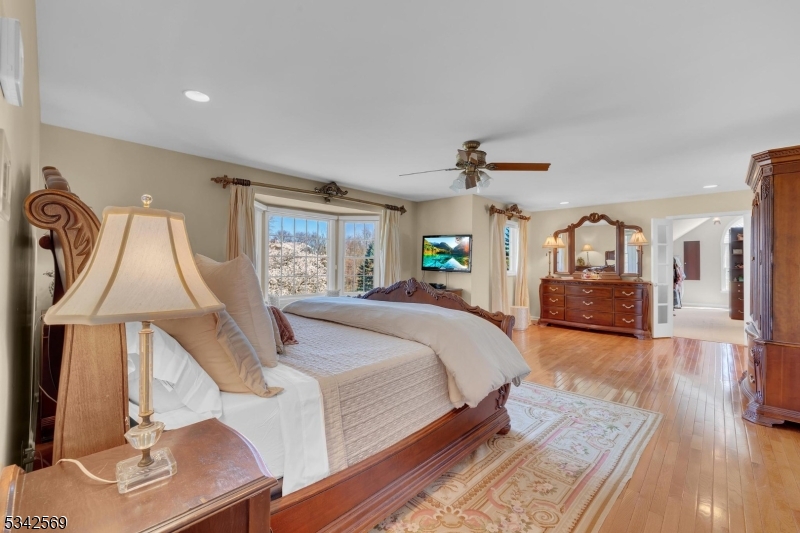 Fox Hill - Residential