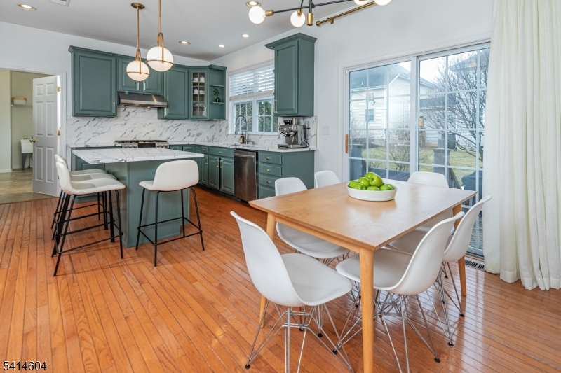 Carriage Gate - Residential