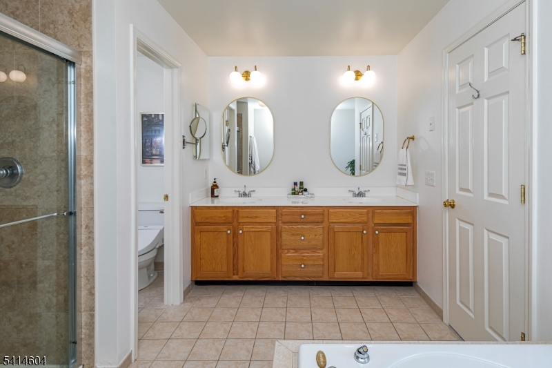 Carriage Gate - Residential