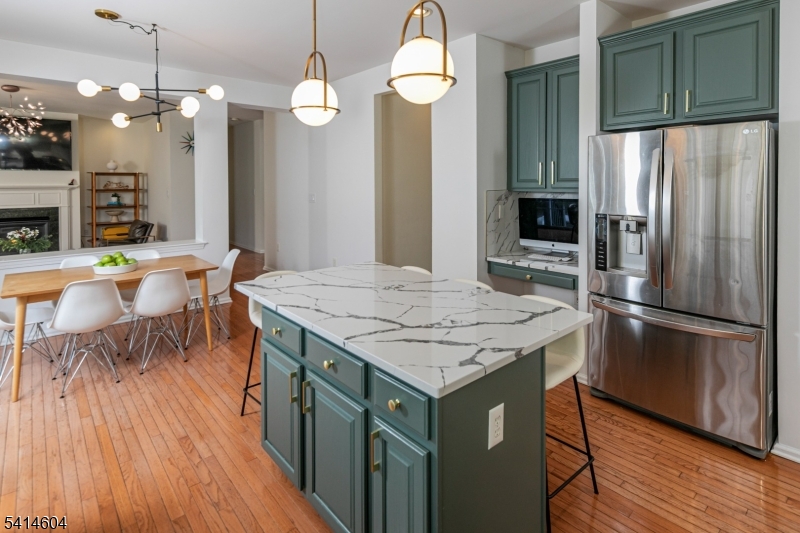 Carriage Gate - Residential