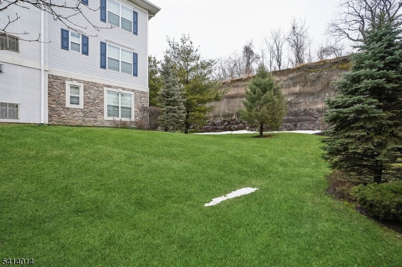 Four Seasons at Great Notch - Residential