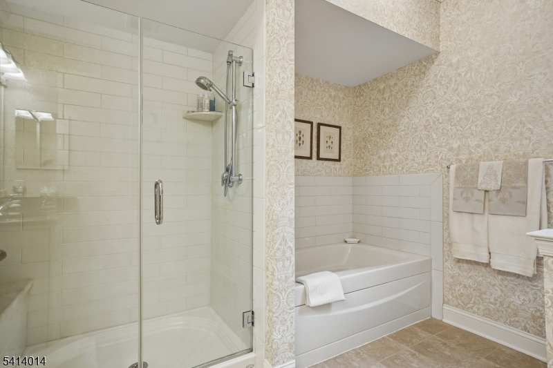 Four Seasons at Great Notch - Residential