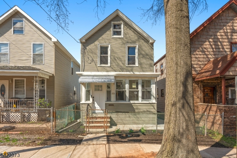 Dutch Hill - Residential