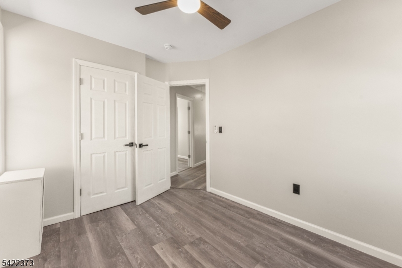 Dutch Hill - Residential