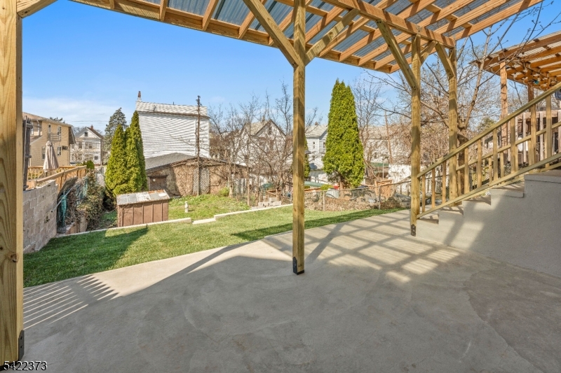 Dutch Hill - Residential