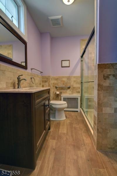 Lyncrest - Residential