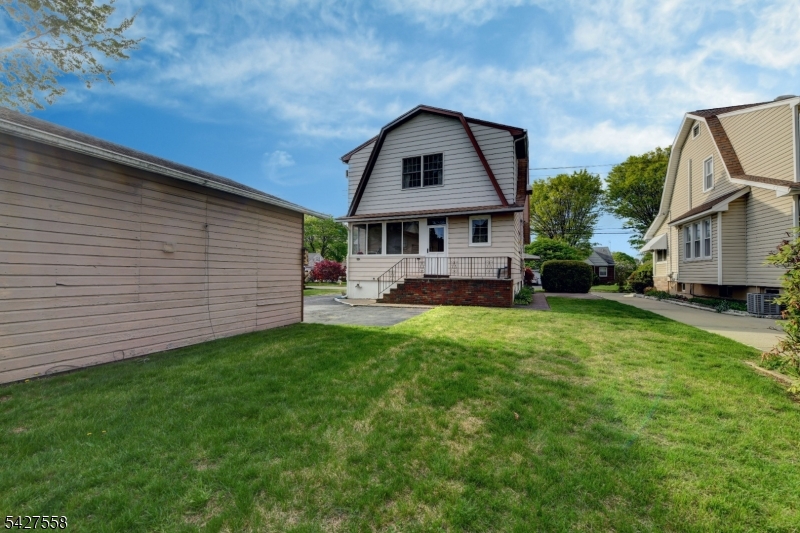Lyncrest - Residential