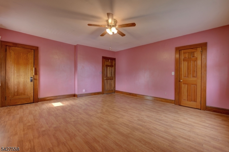 Lyncrest - Residential